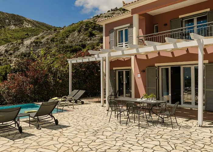 Stars By Select فيلة كاتيليوس